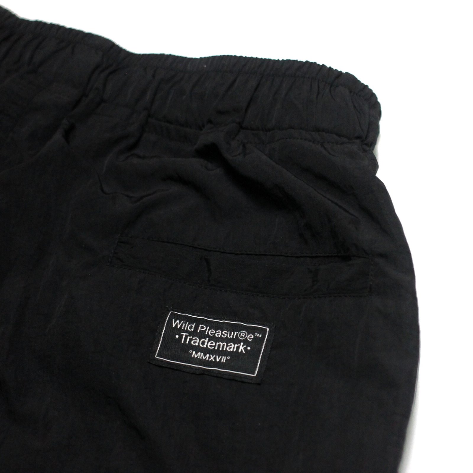 Wild Pleasure - Wild Cargo Pants Crinkle Gorpcore V.1 - Gambar 13